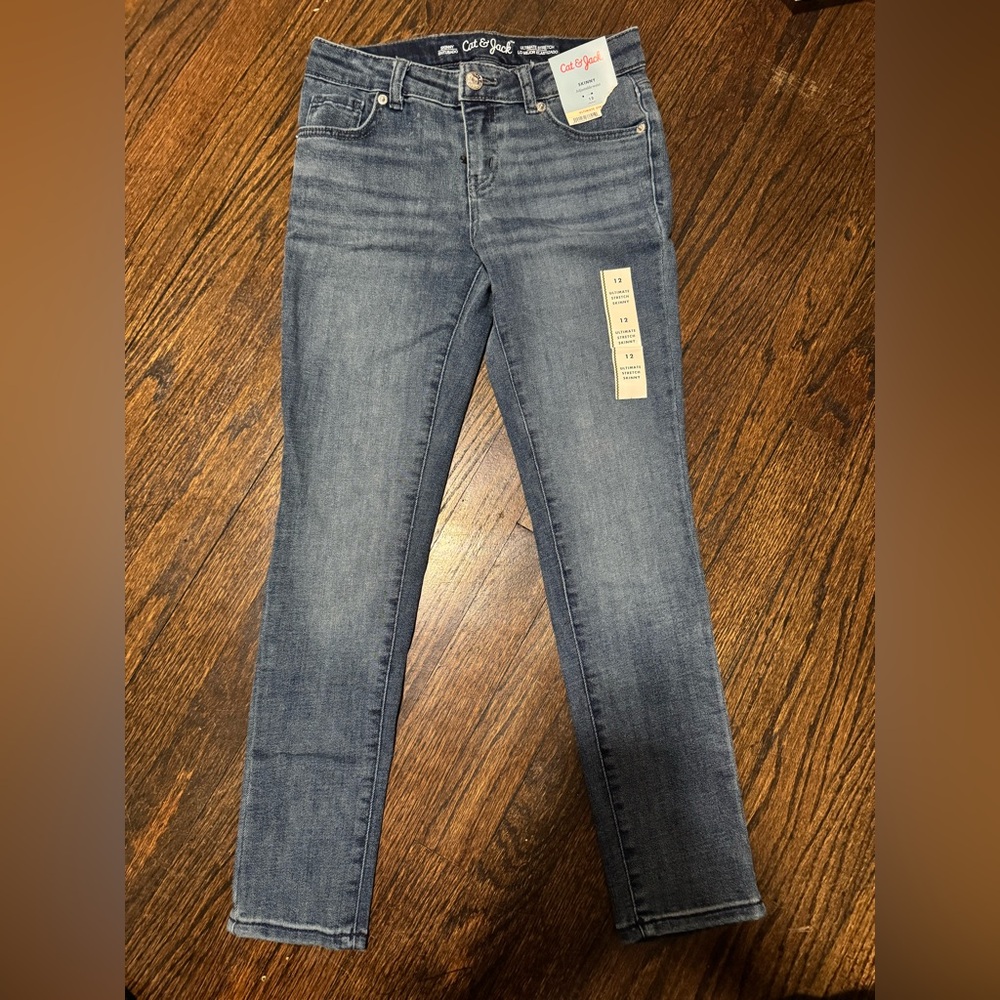 NWT Cat and Jack Girl’s Ultimate Stretch Skinny Jeans, Size 12